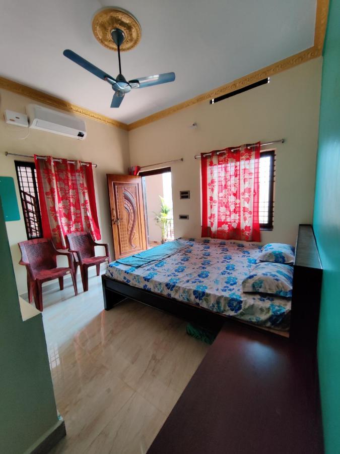 Balaji Homestay Хампи Екстериор снимка