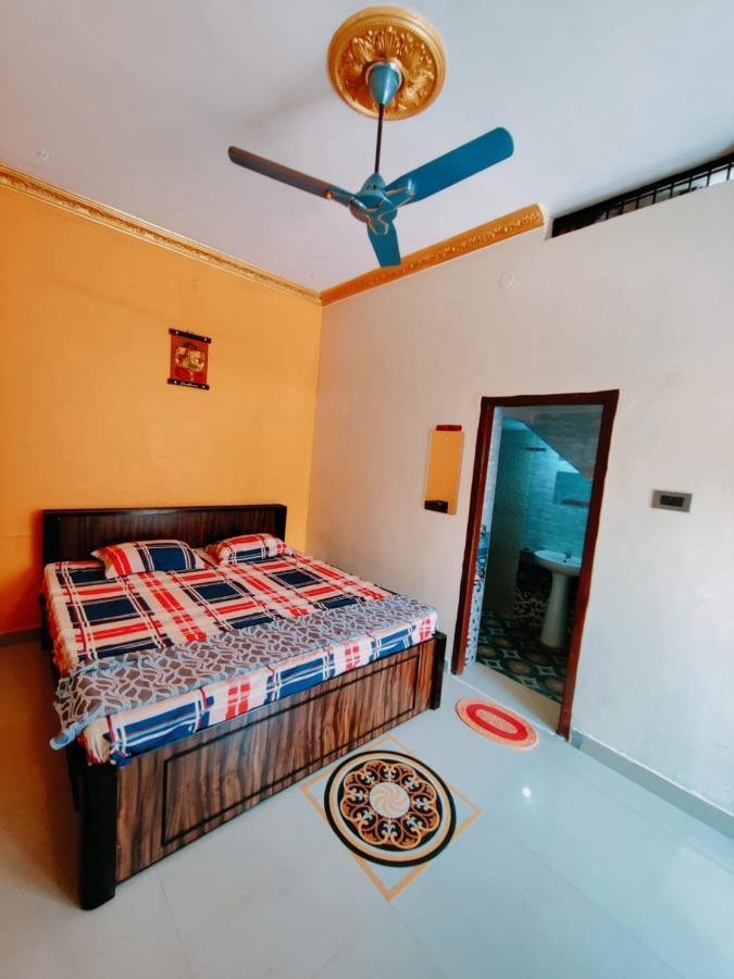 Balaji Homestay Хампи Екстериор снимка