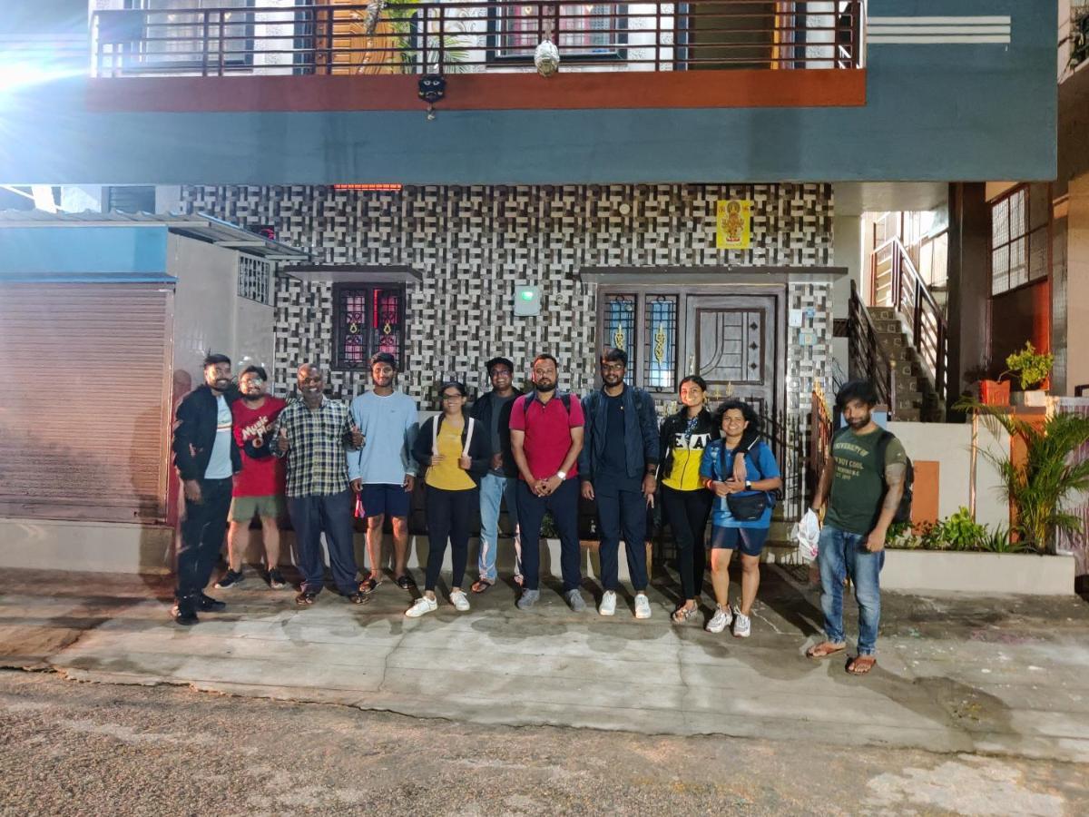 Balaji Homestay Хампи Екстериор снимка
