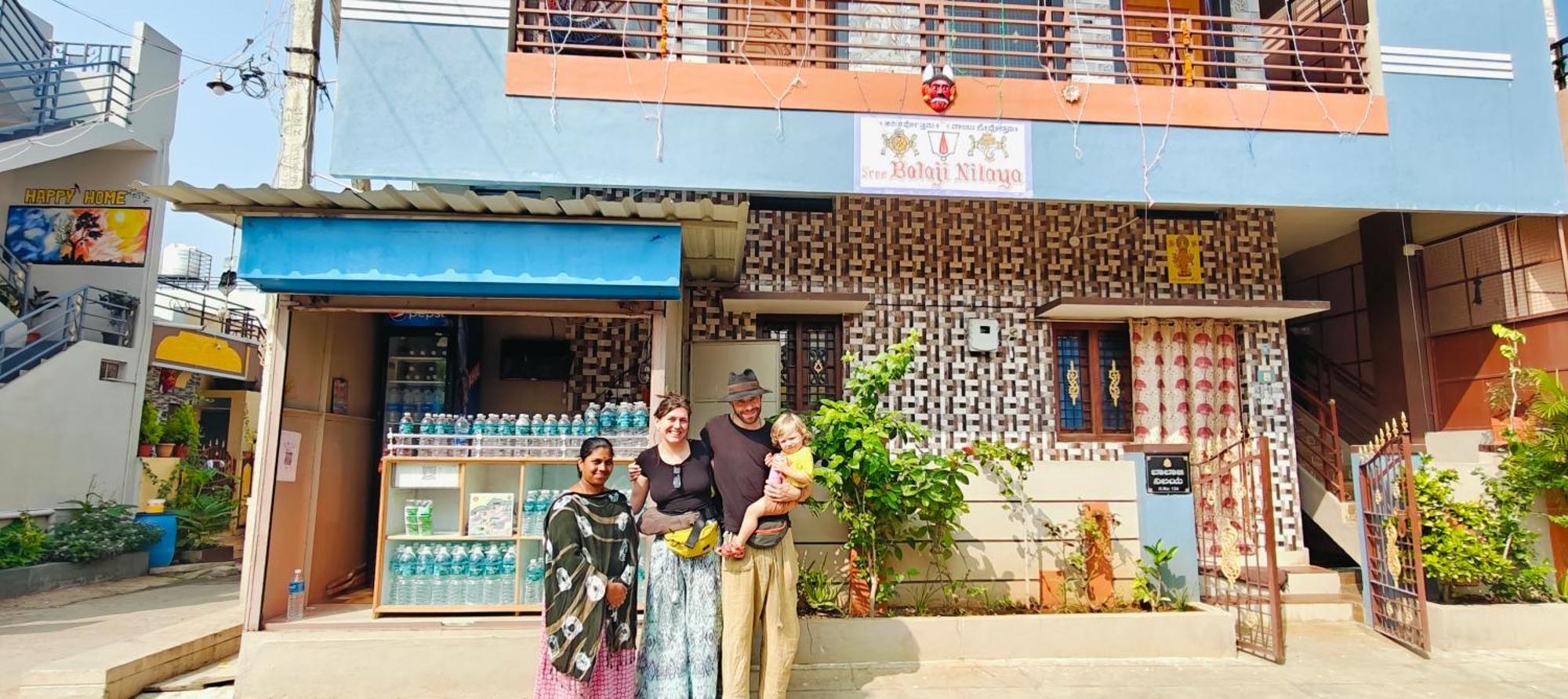 Balaji Homestay Хампи Екстериор снимка